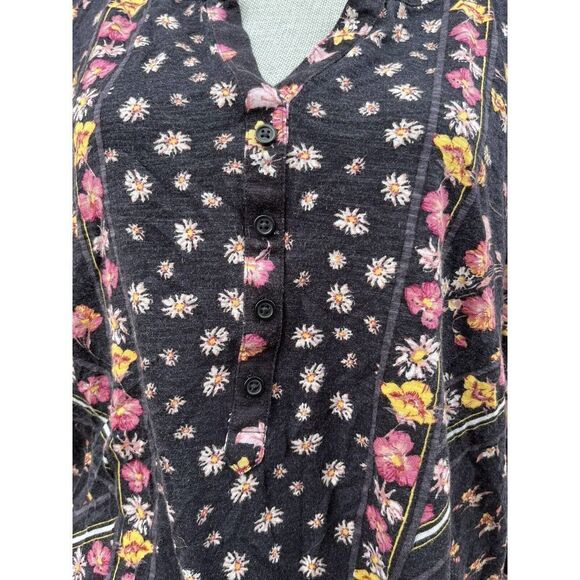 Style & Co Floral Button Blouse With adjustable sleeves Size 3x - Picture 3 of 7